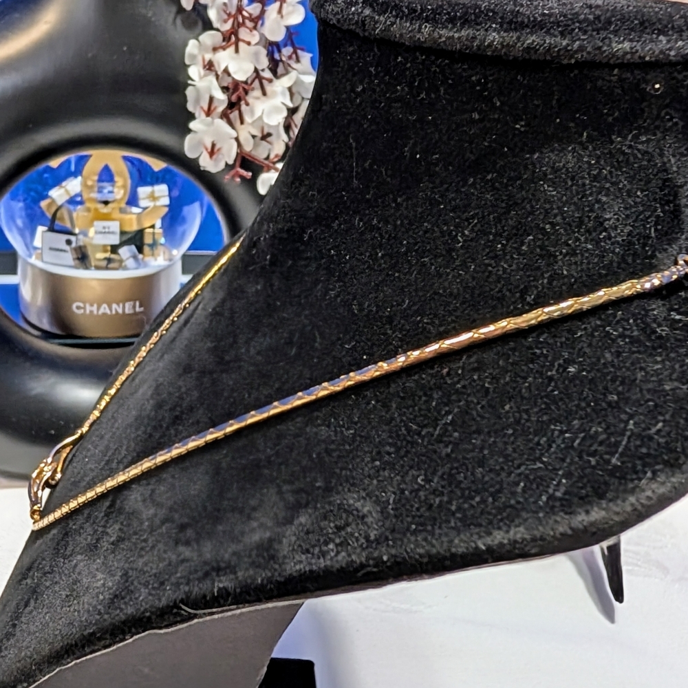 Christian Dior Vintage Gold Classic Necklace - Picture 7 of 10